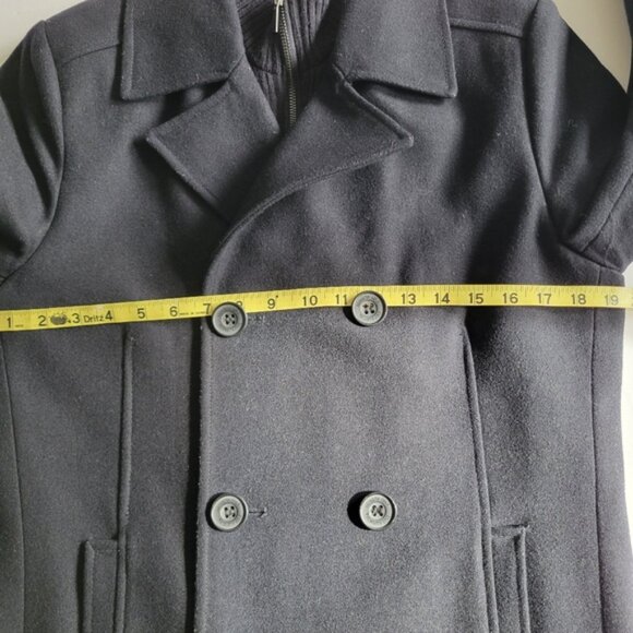 Kenneth Cole Double Breasted Peacoat. - Picture 6 of 13